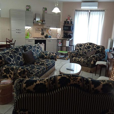 I Fiori Di Amina Le Begonie Hotel Pietramelara ภายนอก รูปภาพ